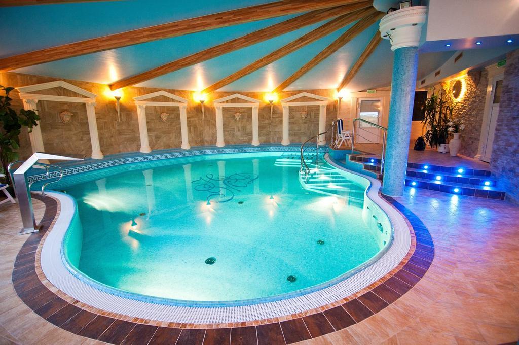 Hotel Mazurski Dworek Mikołajki Esterno foto