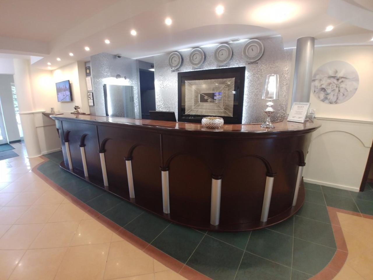 Hotel Mazurski Dworek Mikołajki Esterno foto